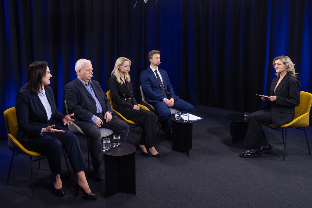 Dalyviai diskusijoje